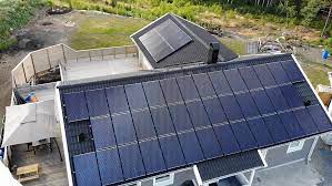1️⃣ Solcellssystem som energikälla för nya villa