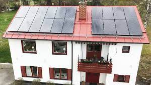➡️ Byggnadsintegrerade solpaneler – Solar Halmstad